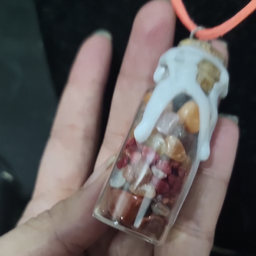 Handcrafted Heartfire Ward Necklace - Picture 6 of 6